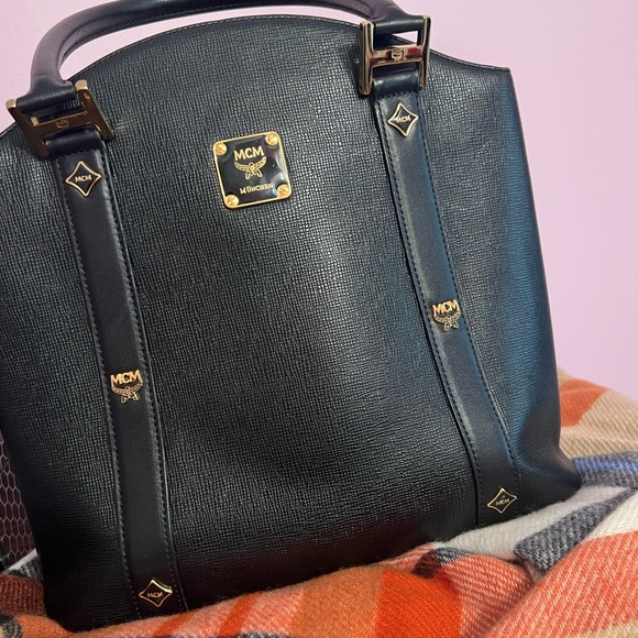 MCM TOP HANDLE BAG AUTHENTIC - Picture 5 of 6